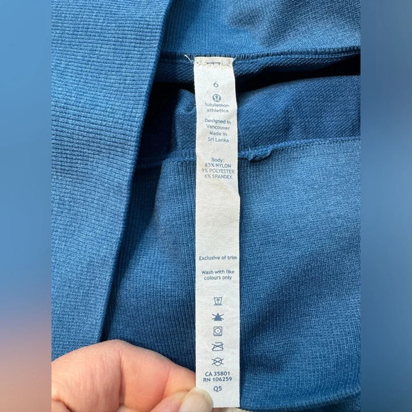 Lululemon Seamlessly Street Crop Bundle - Picture 5 of 6